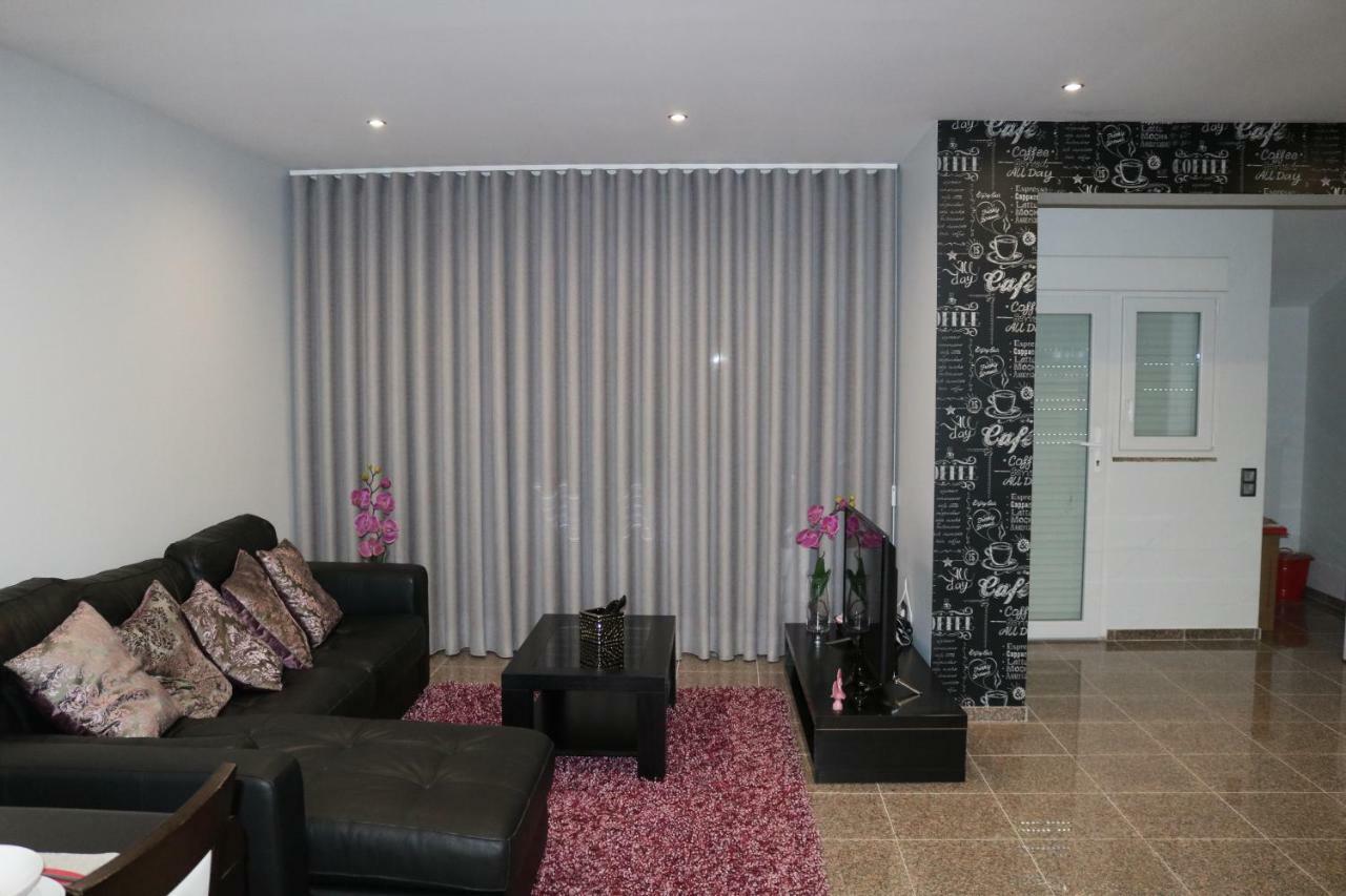Appartamento Oporto House Al Maía Esterno foto